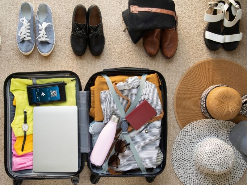 Best Fabrics for Summer Travel